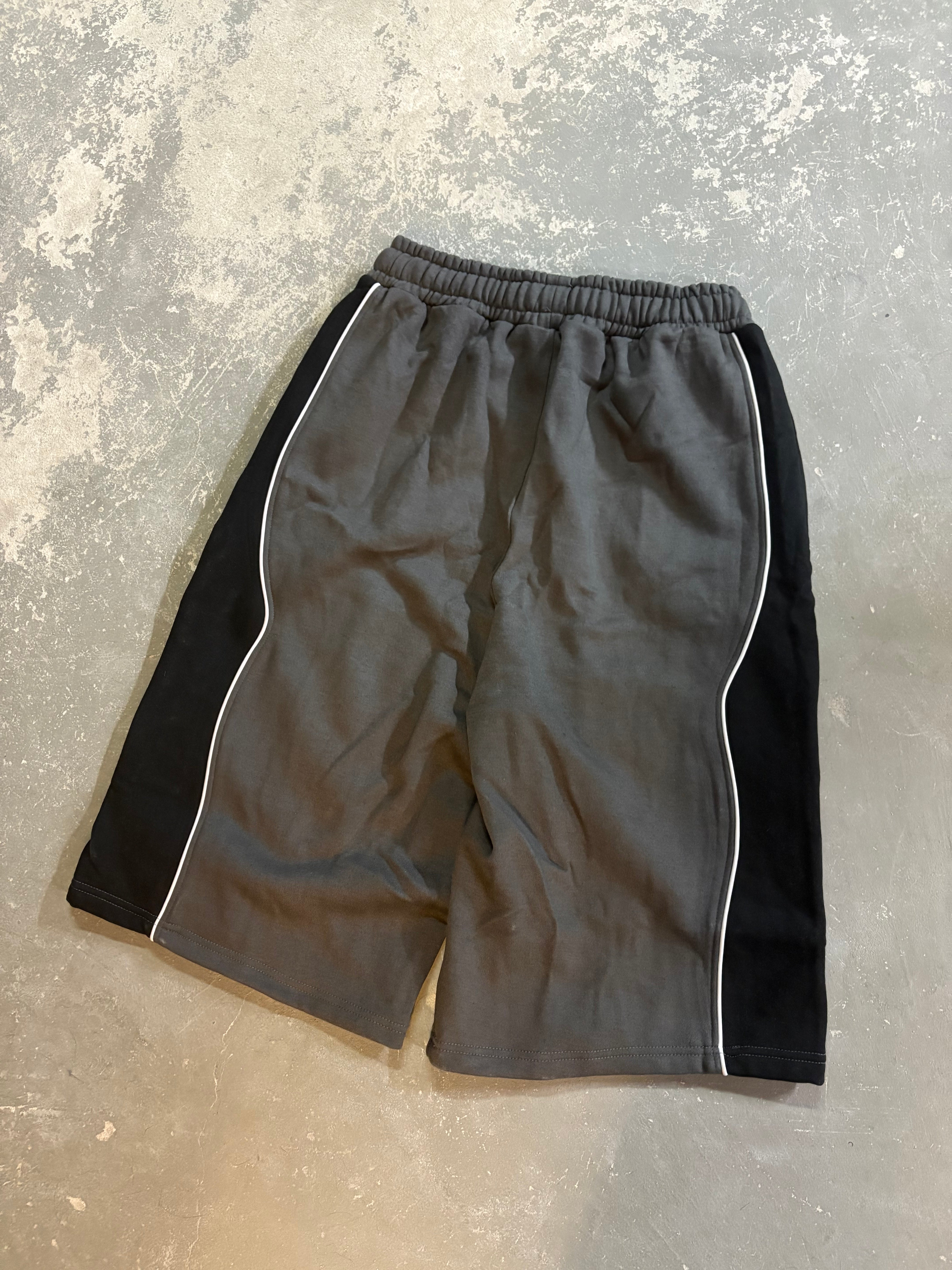 “PINK PARADISE” SHORTS